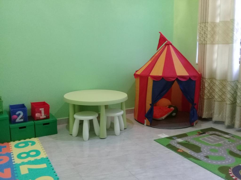 Mirza Homestay Маранг Екстериор снимка